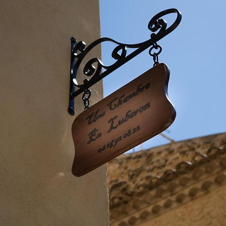 Une Chambre En Luberon Puyvert Kültér fotó