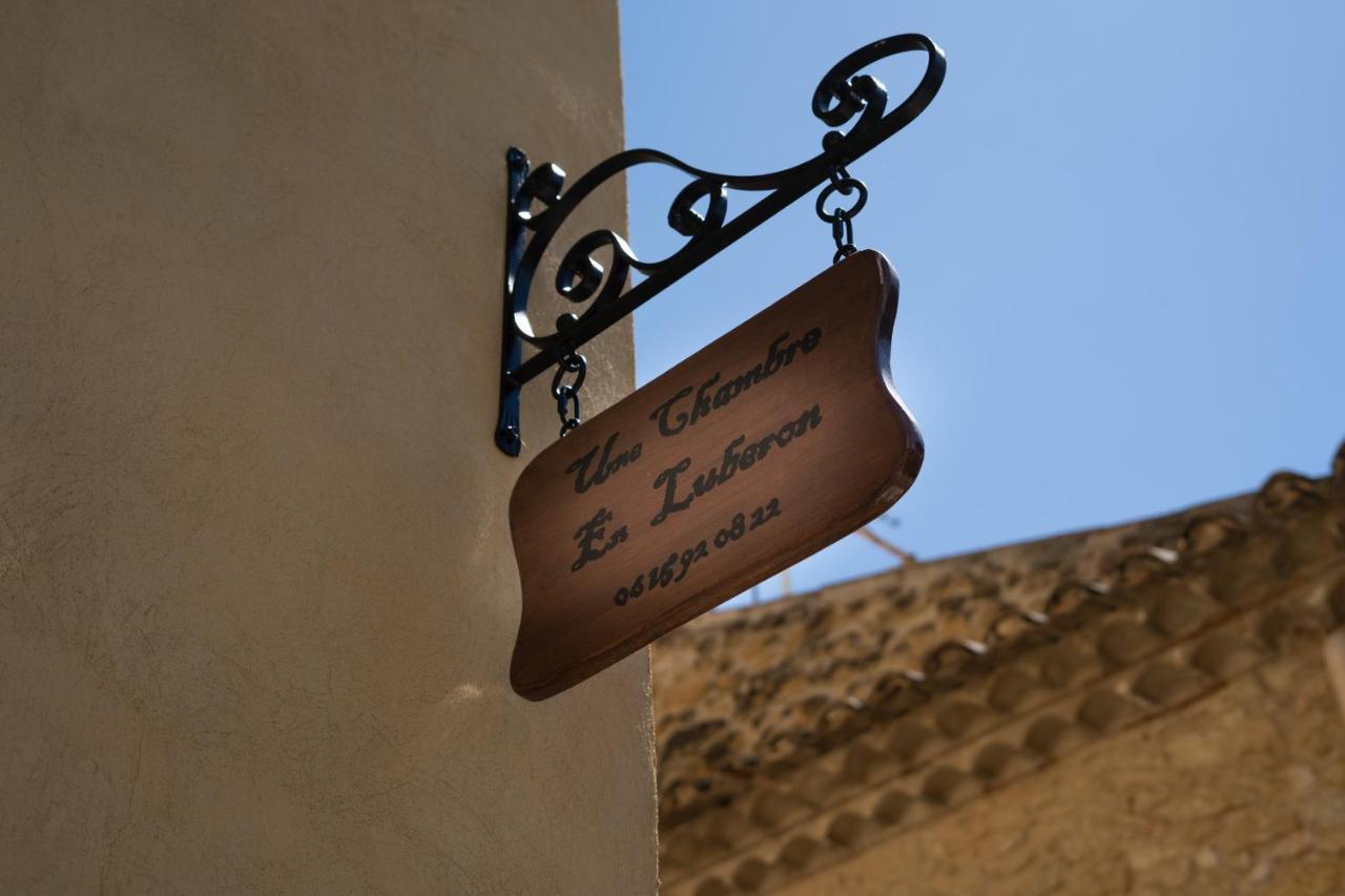 Une Chambre En Luberon Puyvert Kültér fotó